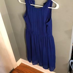 Blue Delia’s flowy dress